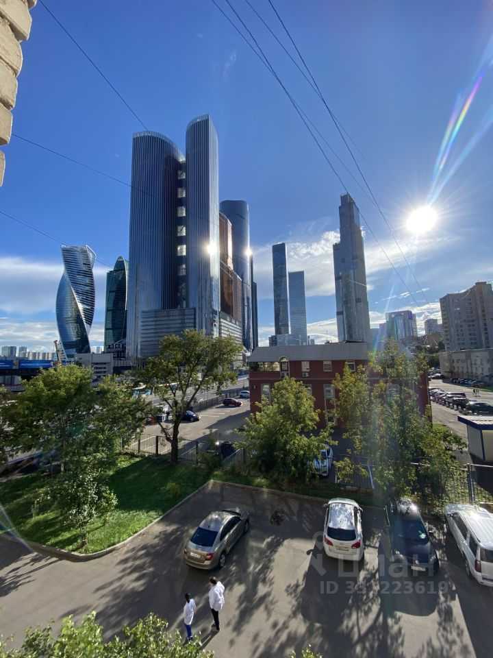 4-комнатная квартира, 105 м² — фотография 2