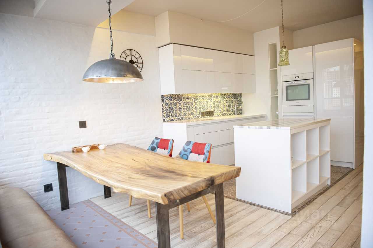 2-комнатная квартира, 60 м²