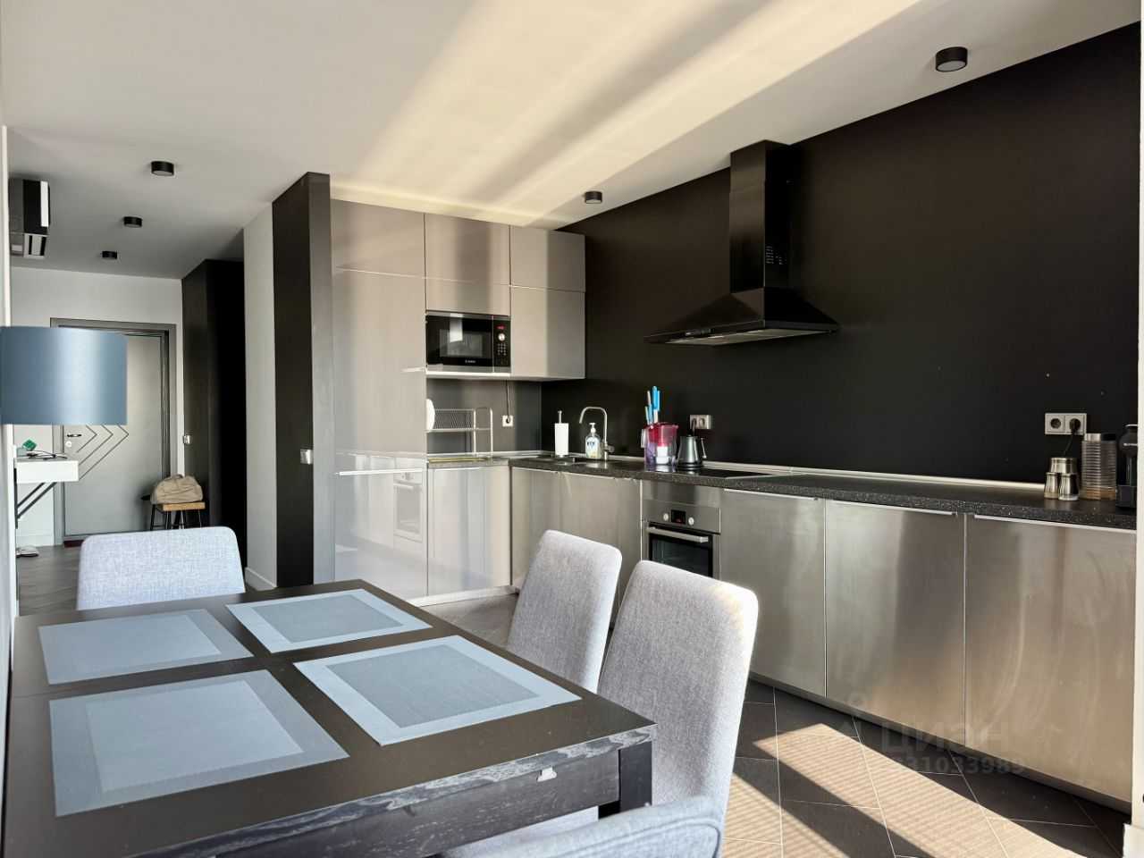2-комнатная квартира, 101 м² — фотография 3