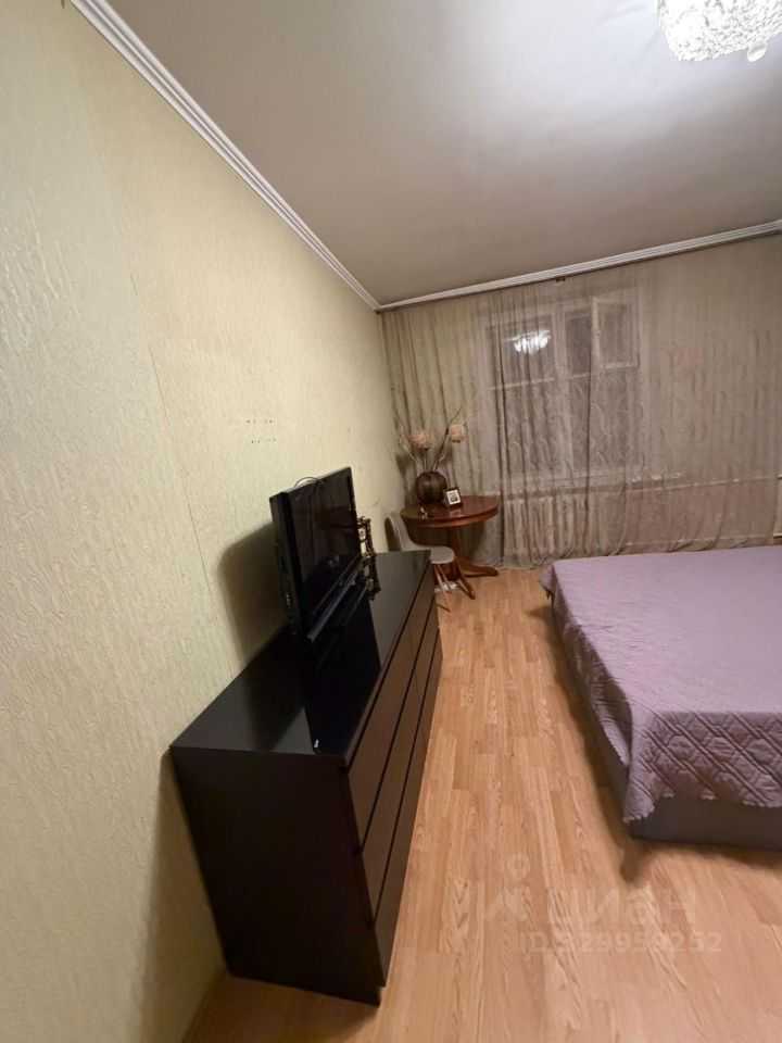 4-комнатная квартира, 110 м² — фотография 3
