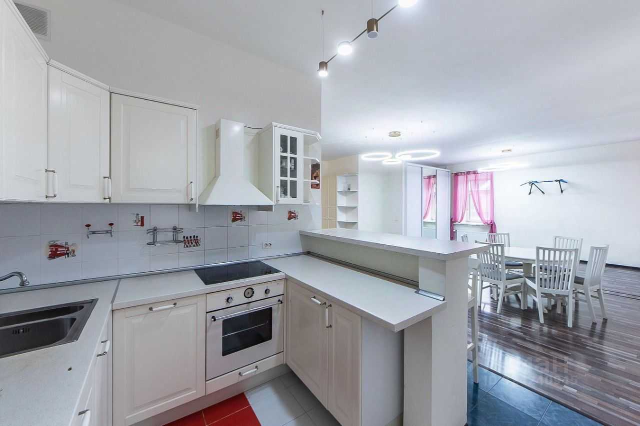 5-комнатная квартира, 145,7 м²