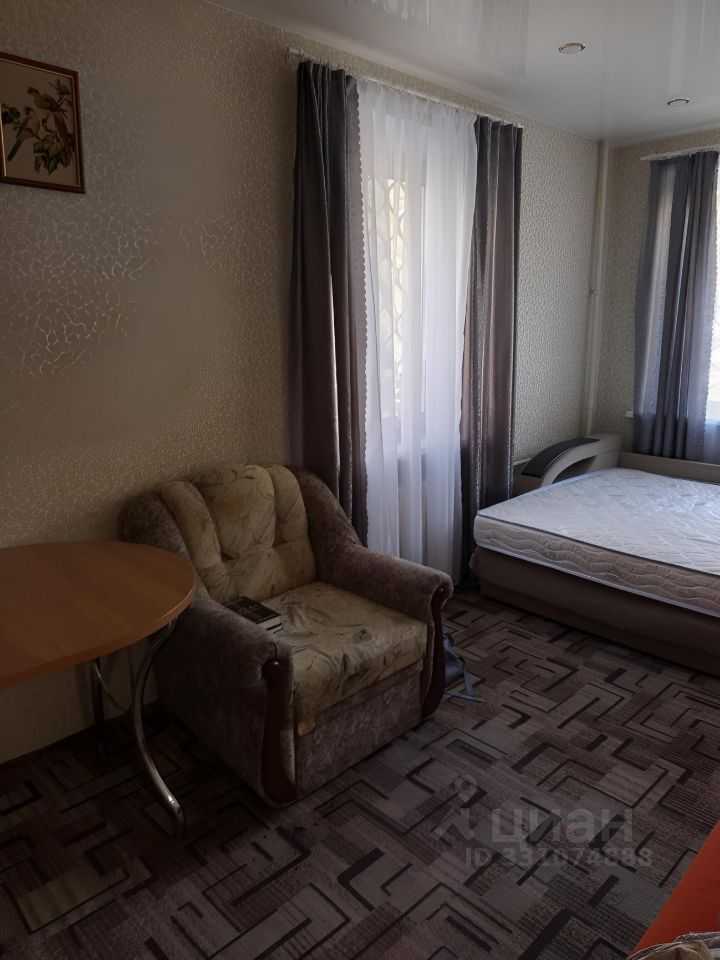 2-комнатная квартира, 42 м² — фотография 3