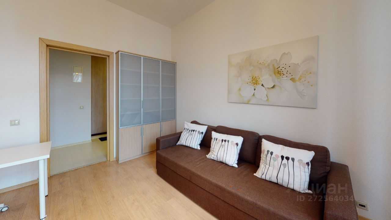 2-комнатная квартира, 55 м² — фотография 2