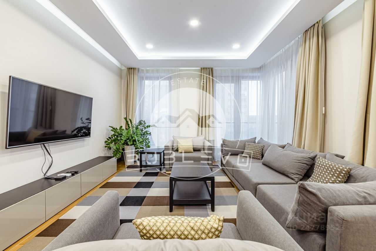 4-комнатная квартира, 170 м² — фотография 2