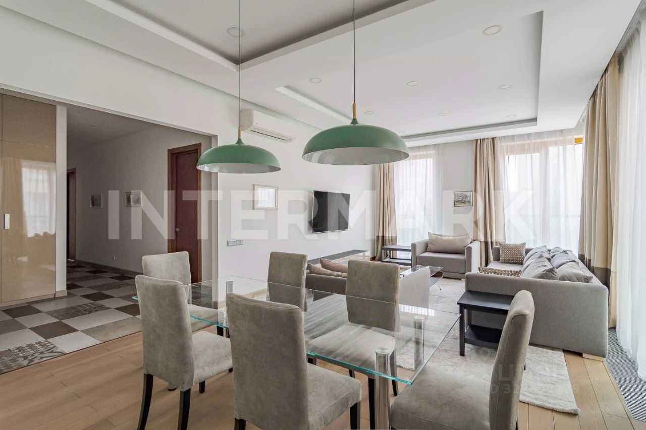 4-комнатная квартира, 168 м² — фотография 3