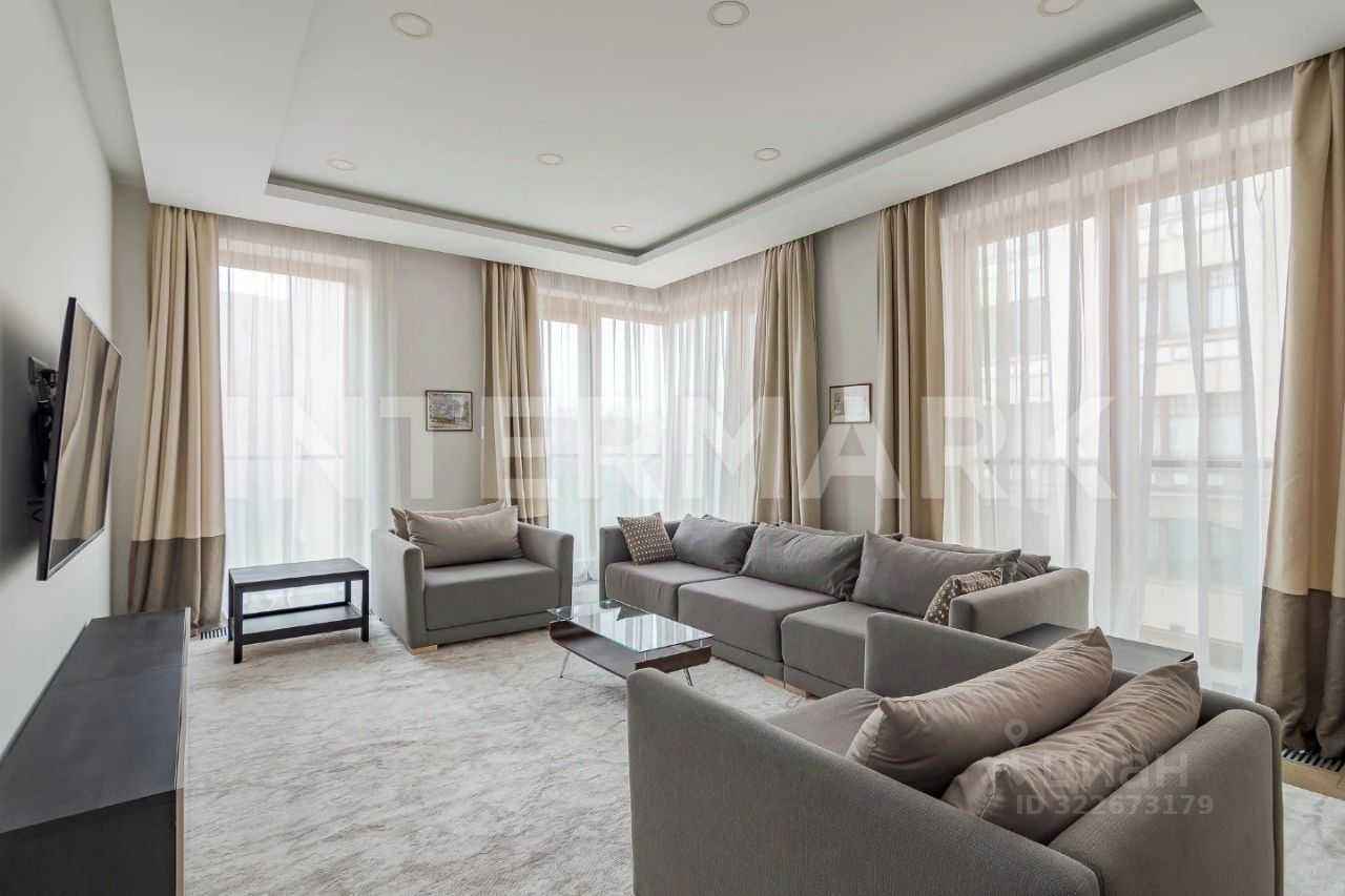 4-комнатная квартира, 168 м²