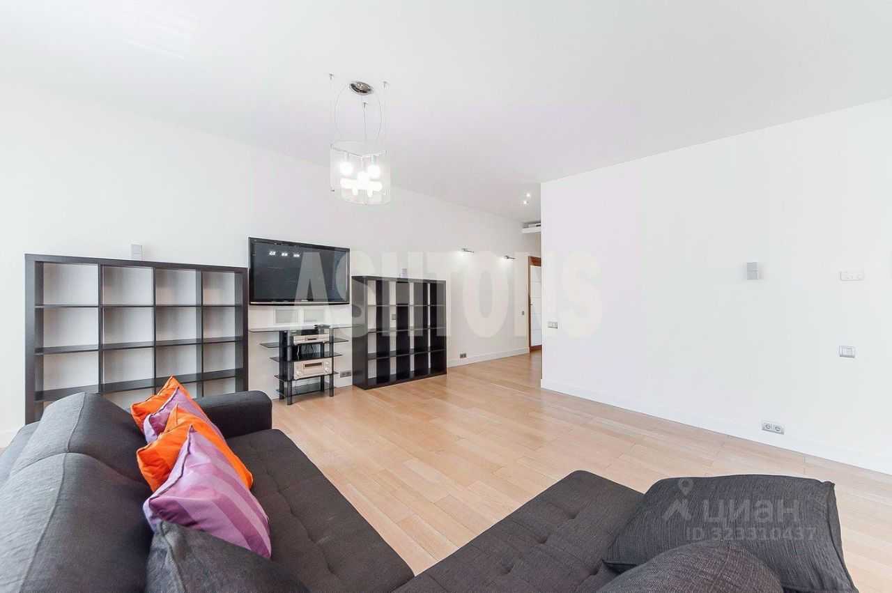 5-комнатная квартира, 204 м² — фотография 2