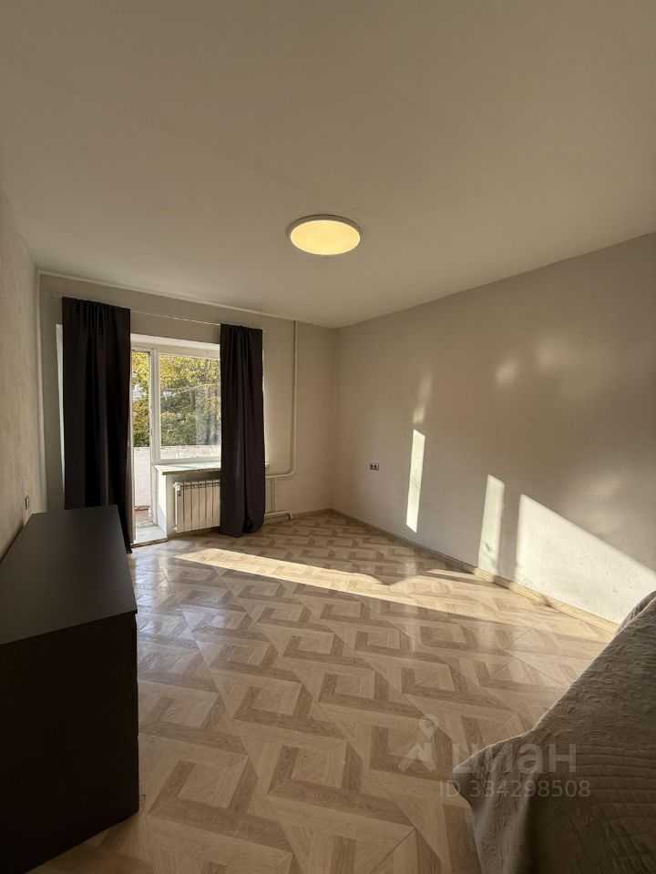 1-комнатная квартира, 42 м² — фотография 2