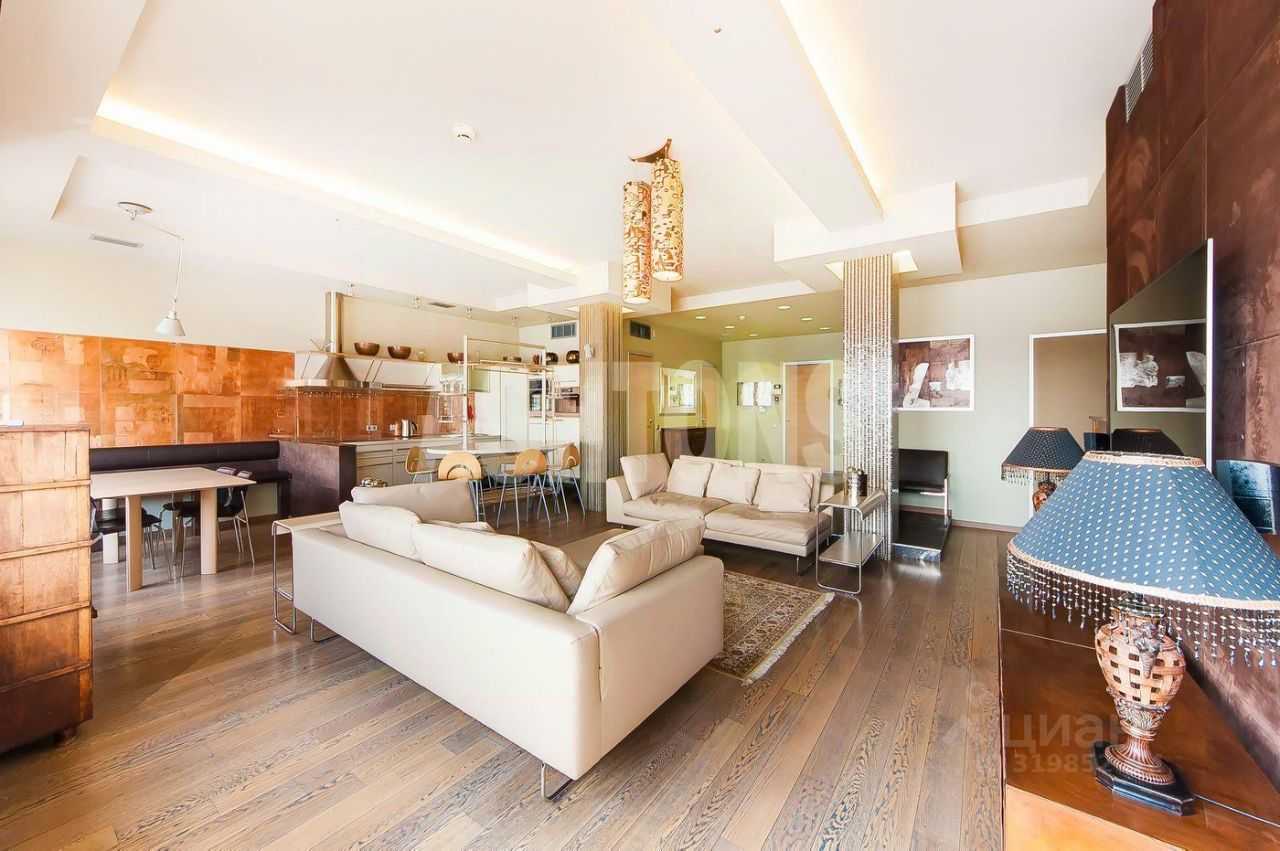 4-комнатная квартира, 180 м² — фотография 2