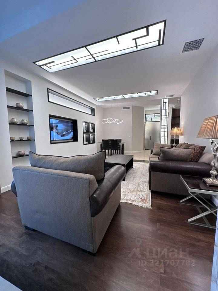 3-комнатная квартира, 130 м² — фотография 2