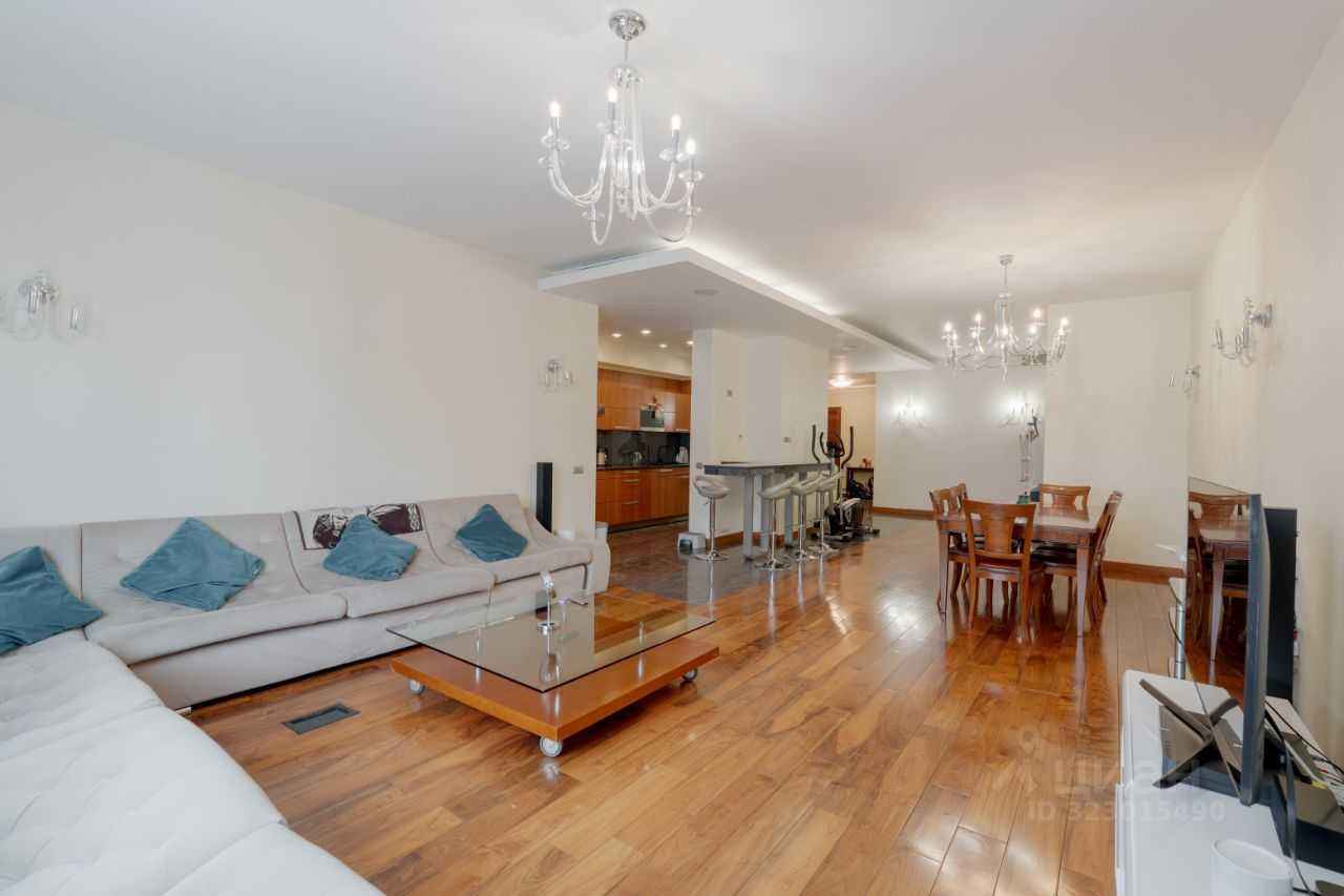 4-комнатная квартира, 232,5 м²