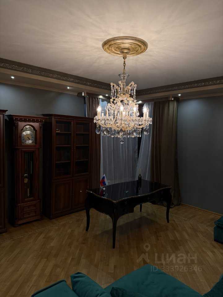 4-комнатная квартира, 220 м² — фотография 3