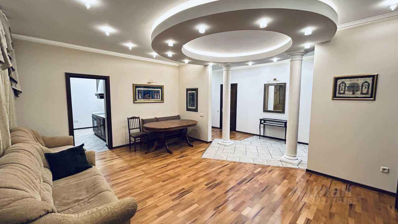 4-комнатная квартира, 112 м² — фотография 2