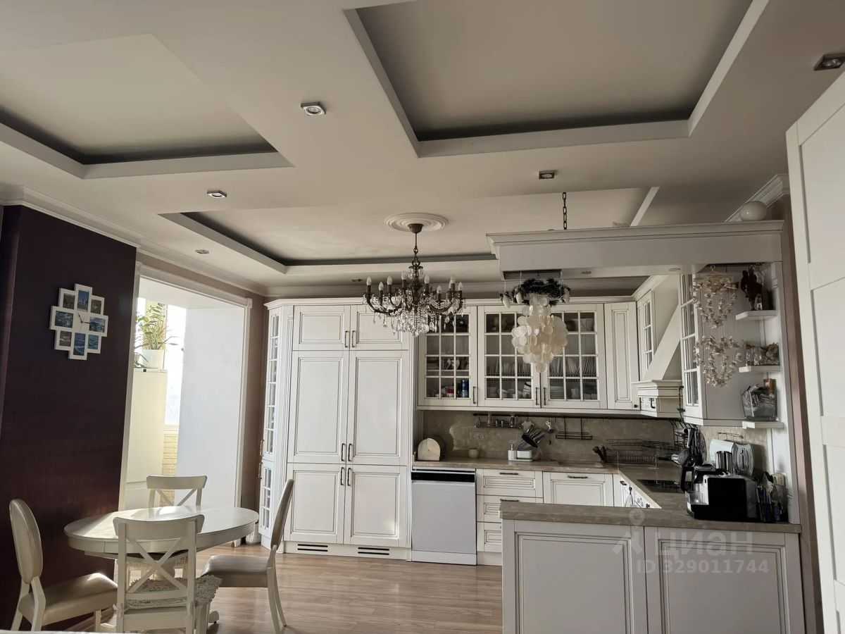 4-комнатная квартира, 150 м² — фотография 3