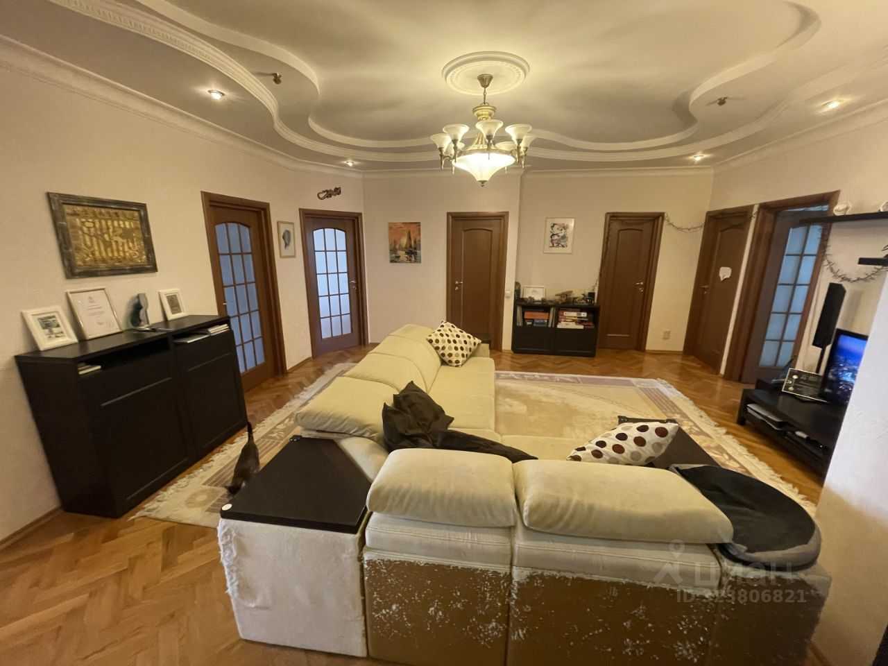 5-комнатная квартира, 135 м²