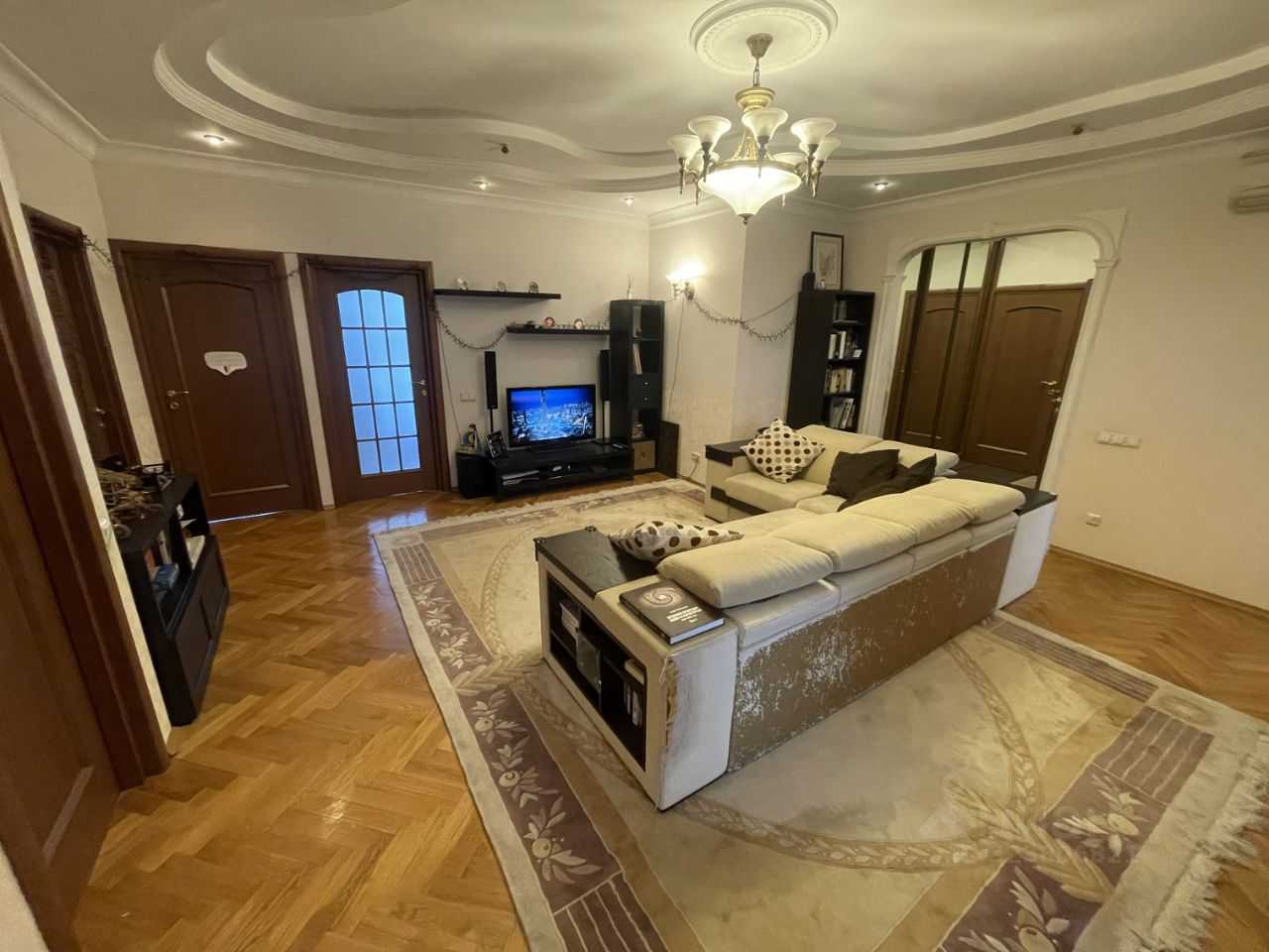 5-комнатная квартира, 135 м² — фотография 2