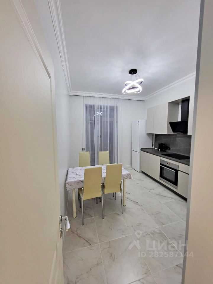 3-комнатная квартира, 85 м² — фотография 2