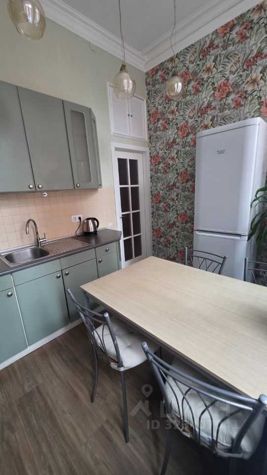 3-комнатная квартира, 90 м² — фотография 2