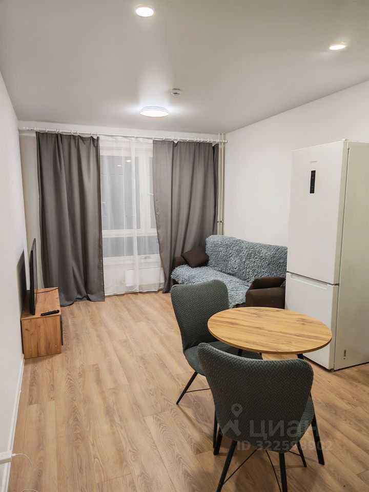2-комнатная квартира, 42 м² — фотография 2