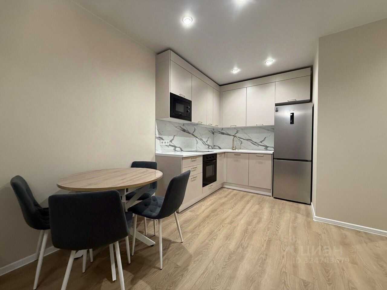2-комнатная квартира, 42 м² — фотография 2