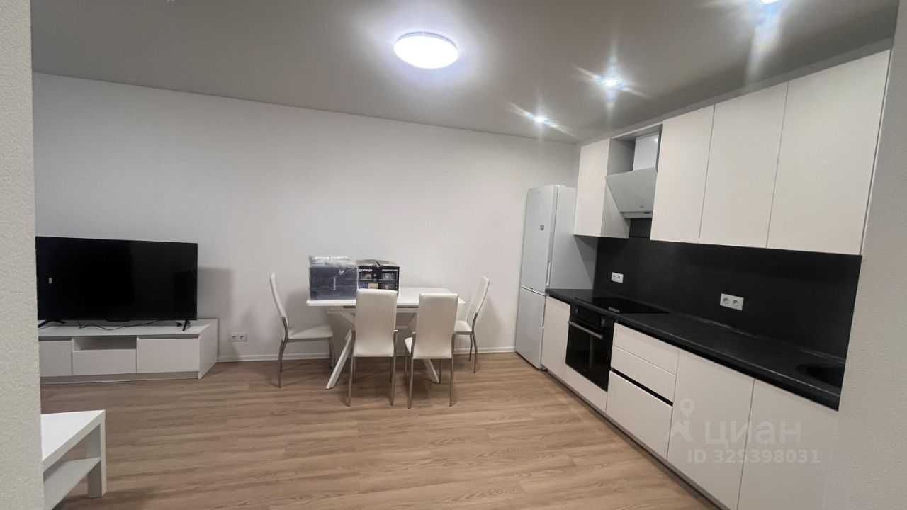 4-комнатная квартира, 86 м² — фотография 3