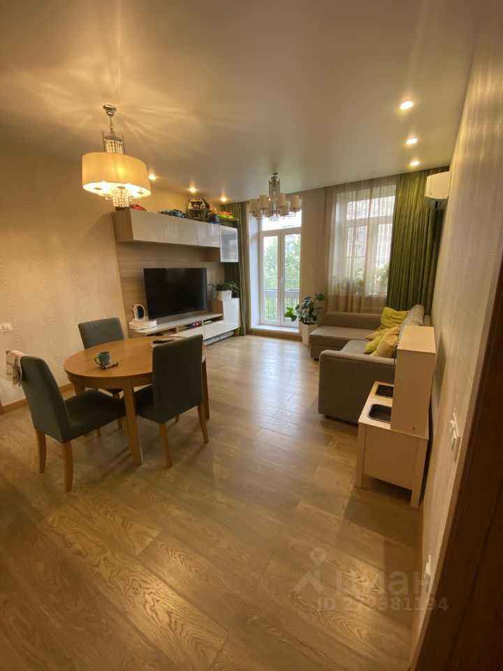 3-комнатная квартира, 82 м² — фотография 2