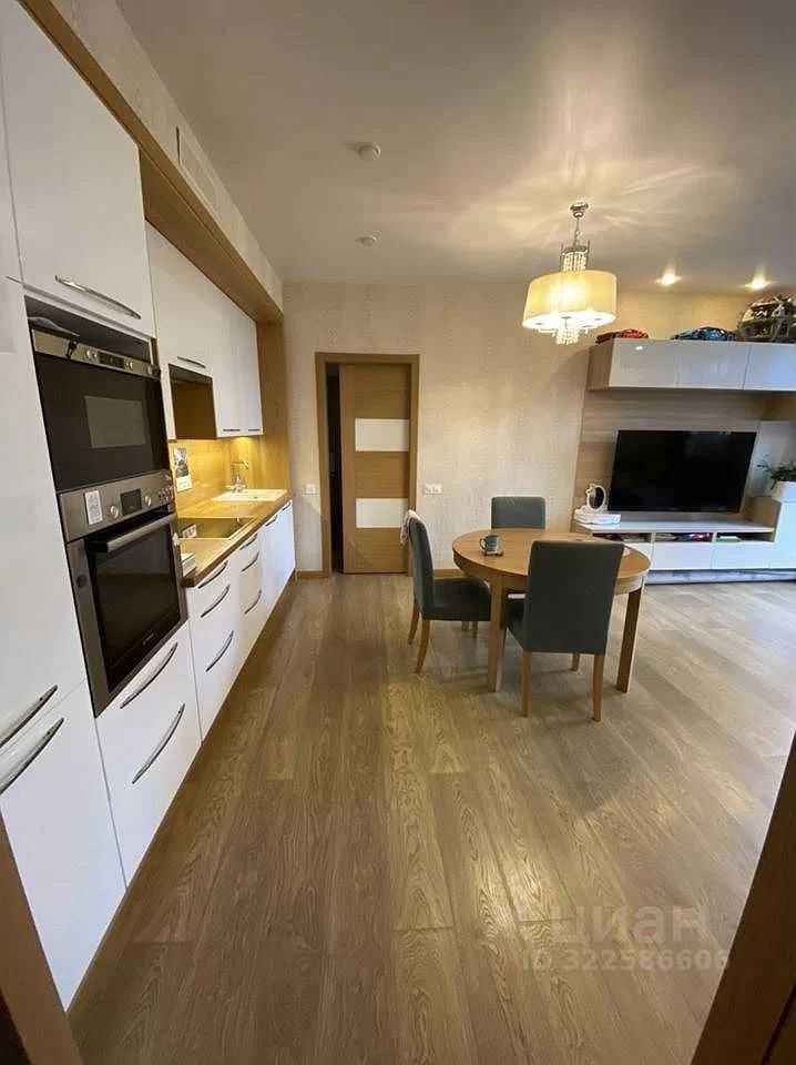 3-комнатная квартира, 88 м² — фотография 2