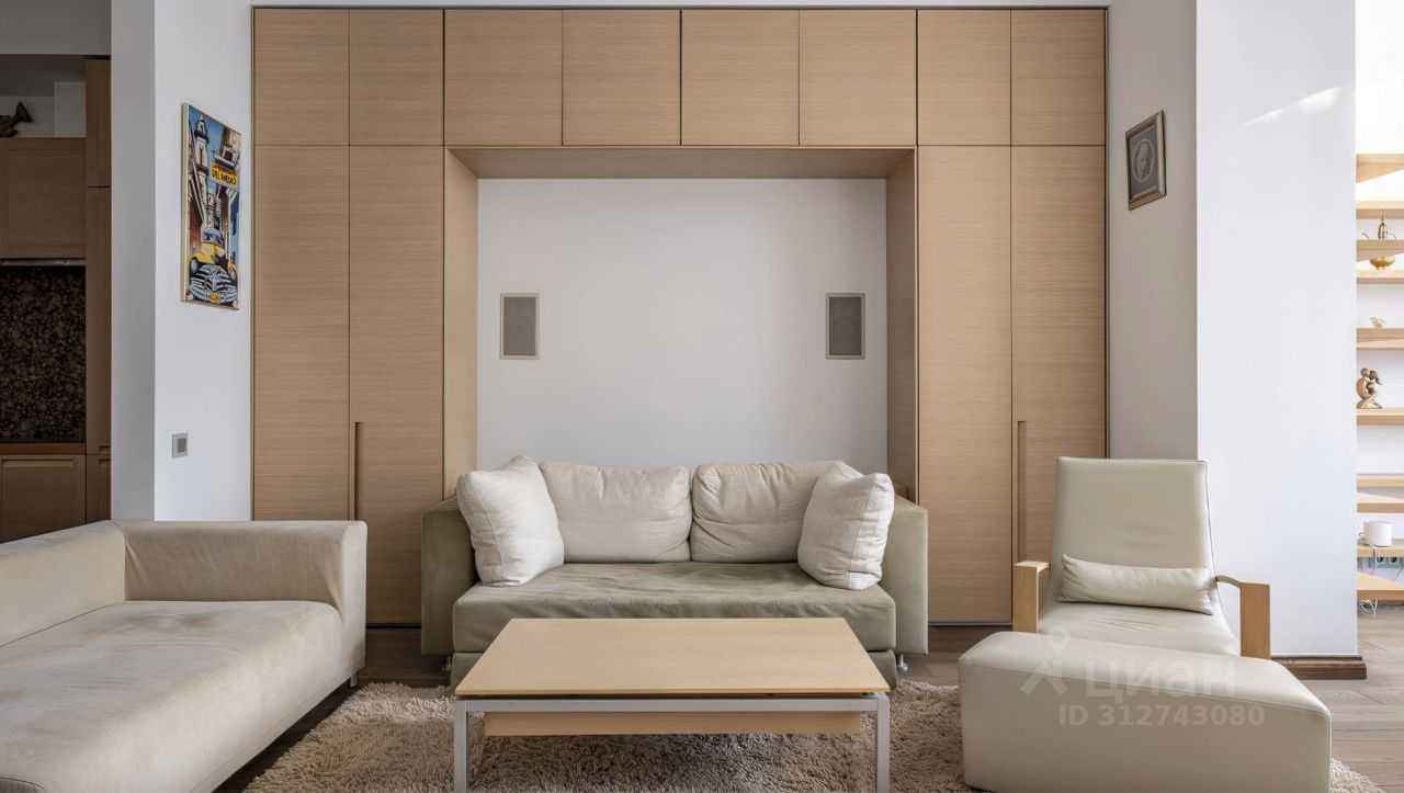 2-комнатная квартира, 107 м² — фотография 3