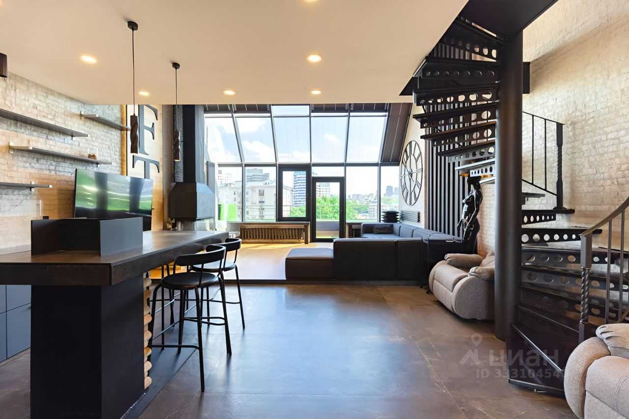 2-комнатная квартира, 135 м² — фотография 2