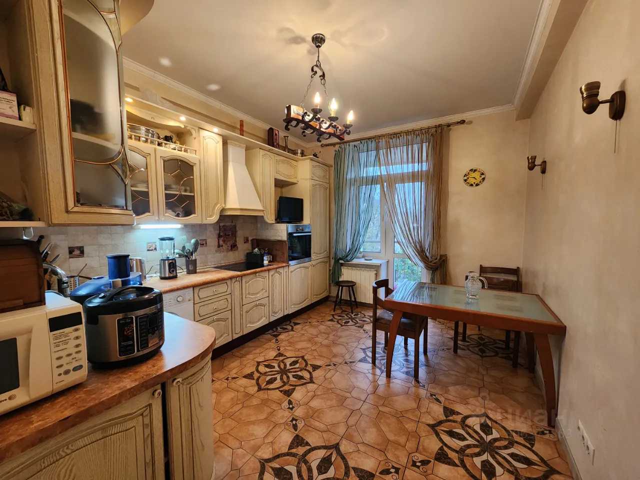 3-комнатная квартира, 107 м²