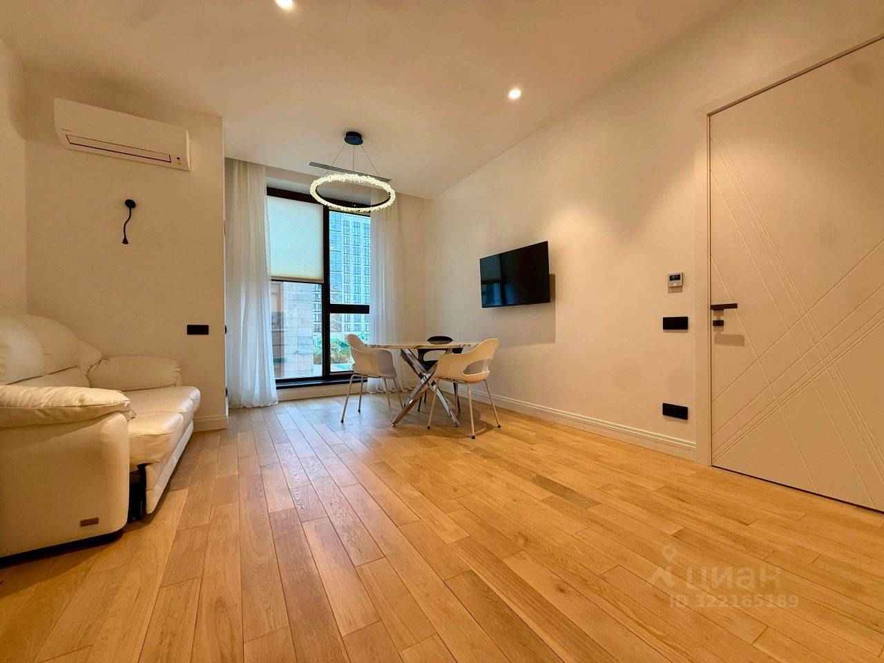 2-комнатная квартира, 56 м² — фотография 3