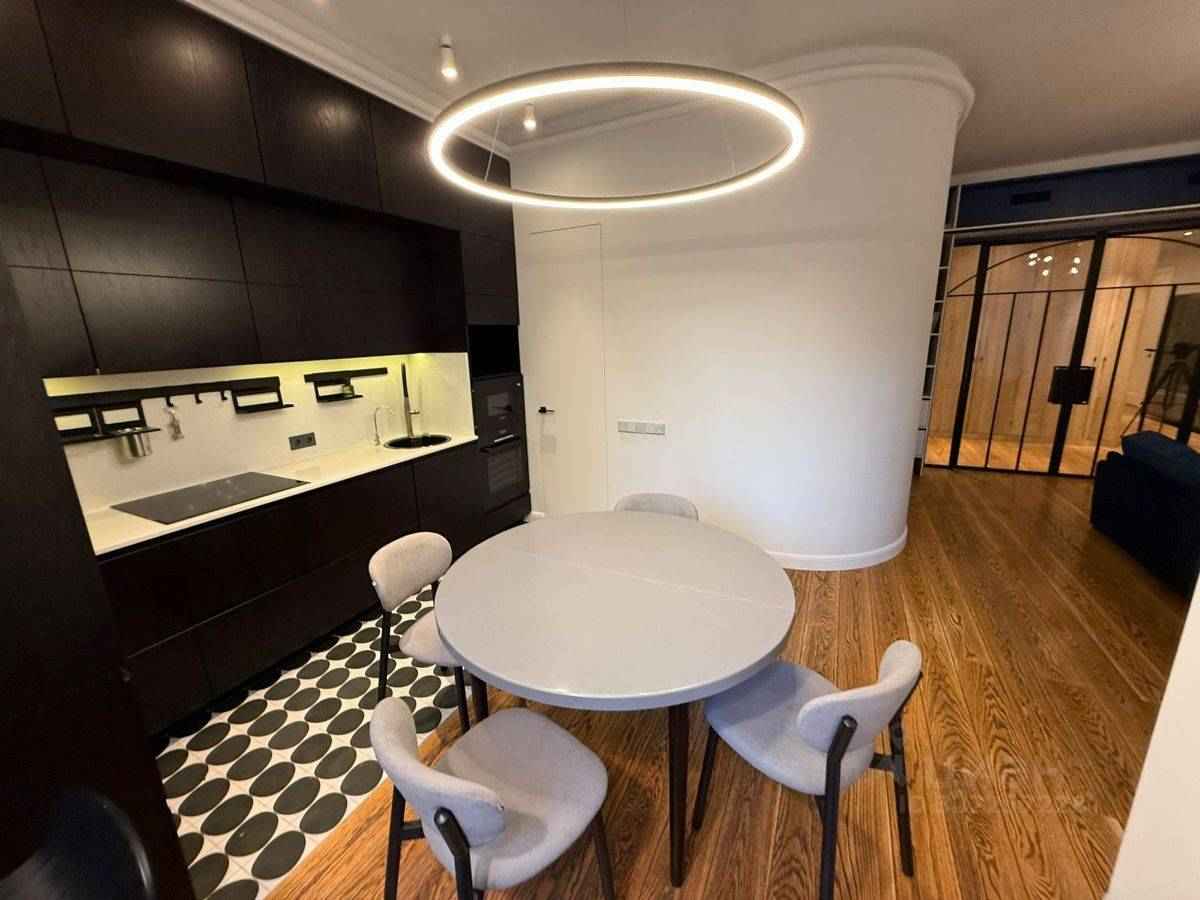 2-комнатная квартира, 112 м²
