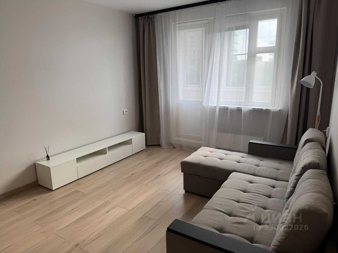 1-комнатная квартира, 38 м² — фотография 2