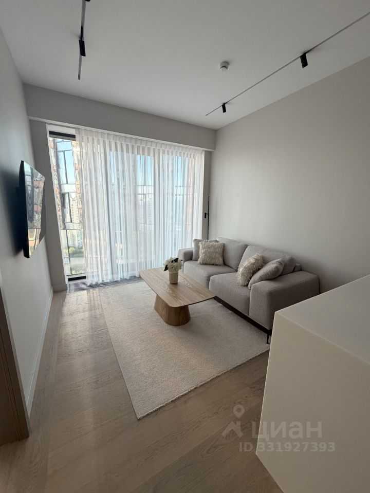 1-комнатная квартира, 38 м² — фотография 2