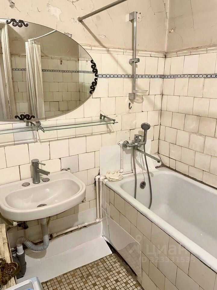 2-комнатная квартира, 63 м² — фотография 2