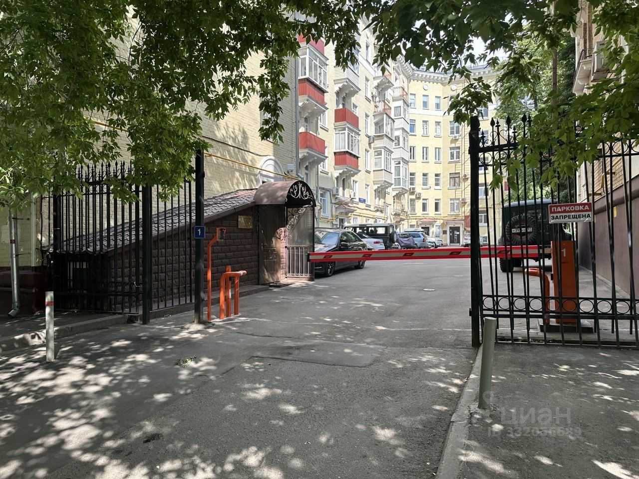 1-комнатная квартира, 42 м² — фотография 2