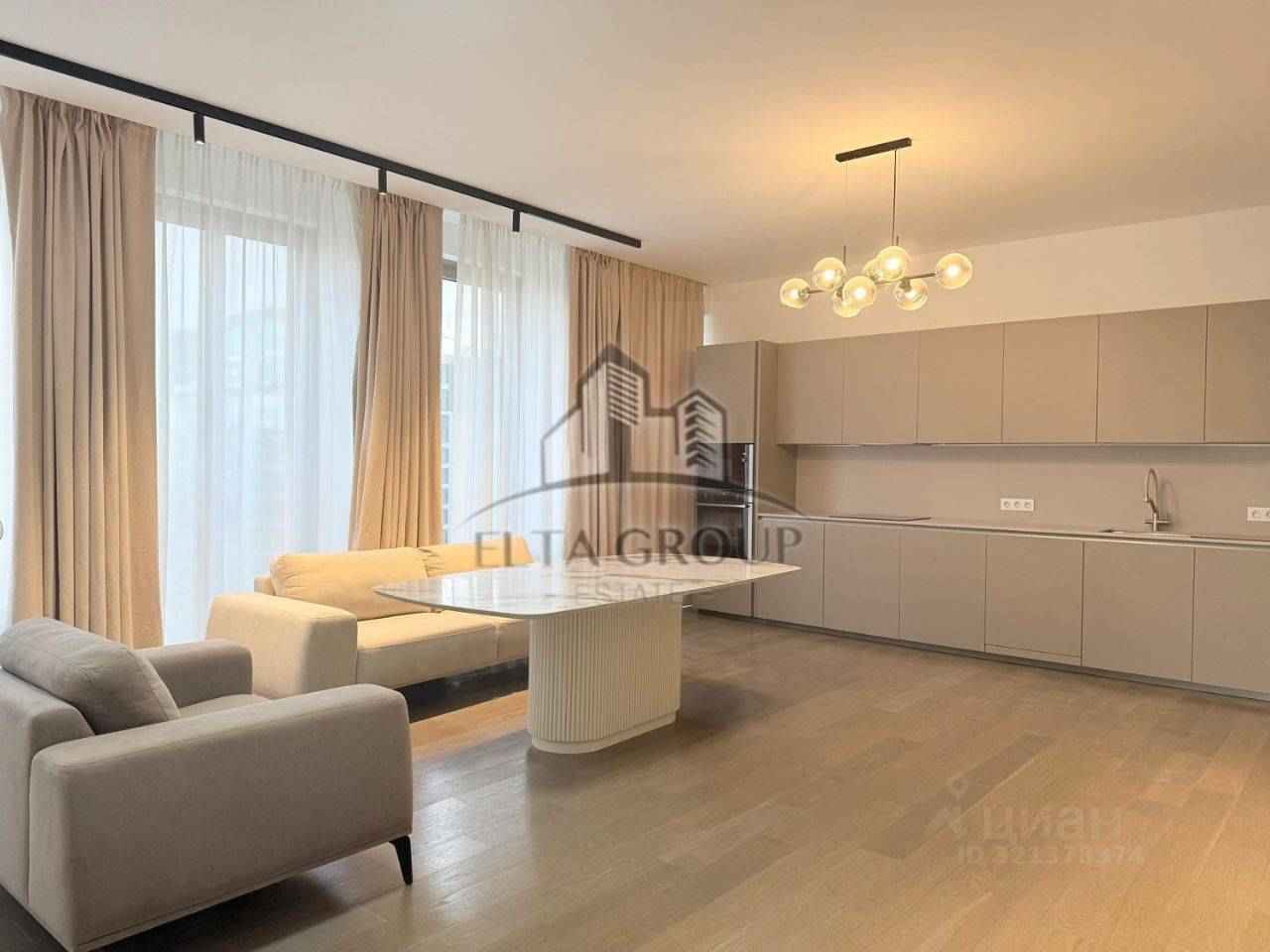 4-комнатная квартира, 140 м²