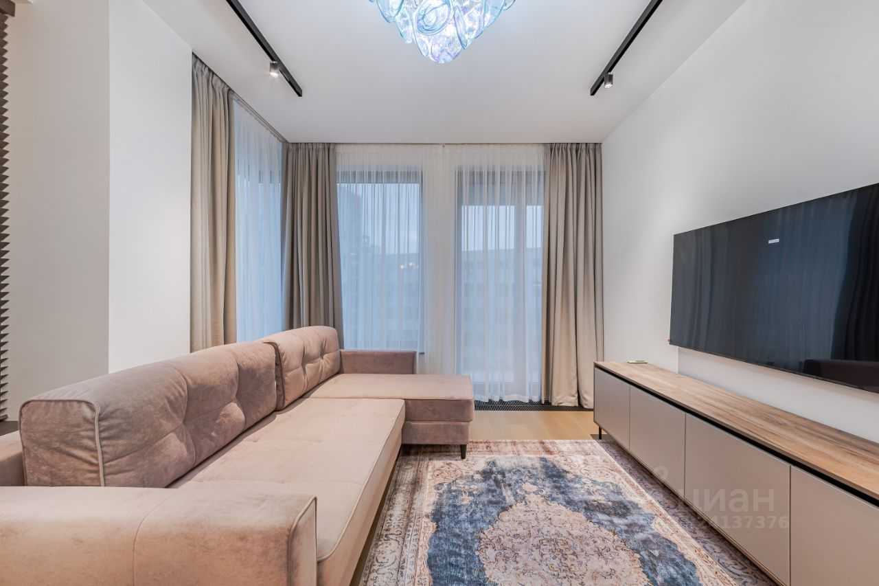 2-комнатная квартира, 66 м² — фотография 3