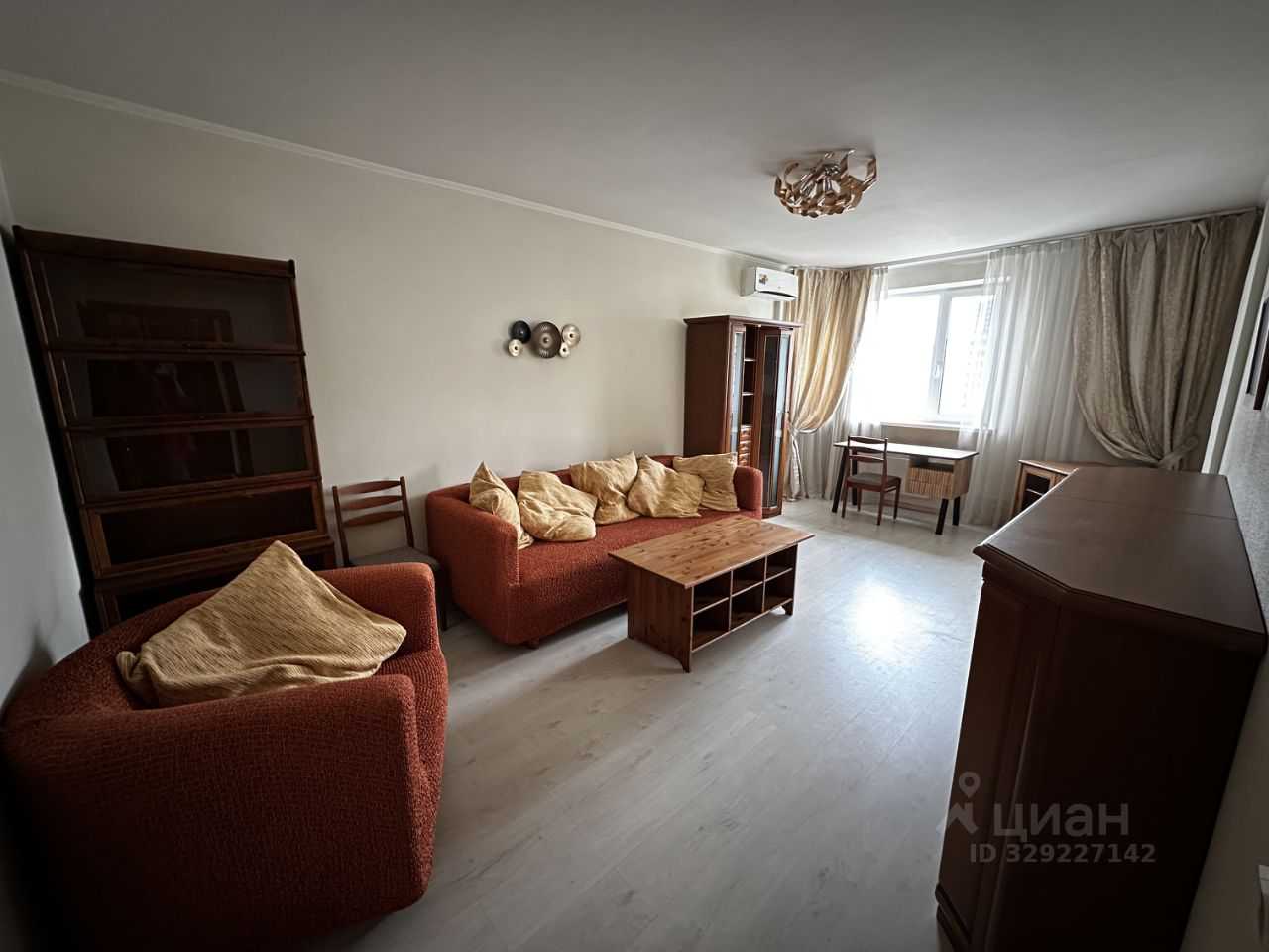2-комнатная квартира, 68 м² — фотография 3