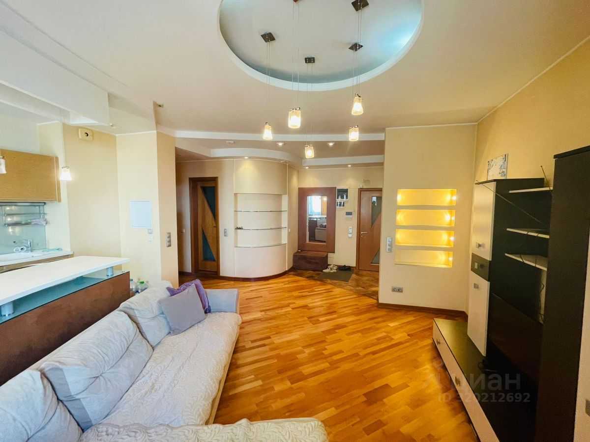 2-комнатная квартира, 80 м² — фотография 2