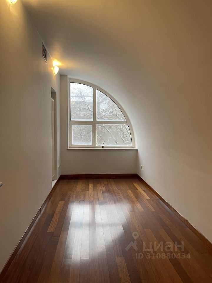 3-комнатная квартира, 176,6 м² — фотография 2