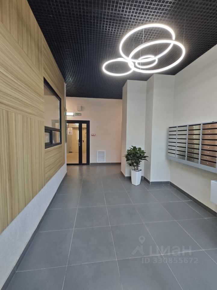 2-комнатная квартира, 72,8 м² — фотография 2