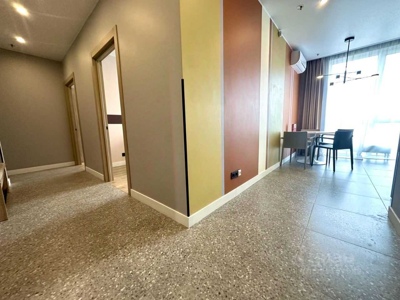 2-комнатная квартира, 65 м² — фотография 3