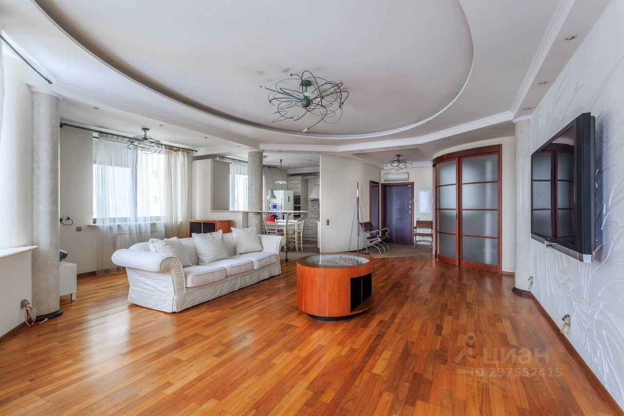 3-комнатная квартира, 124 м² — фотография 2