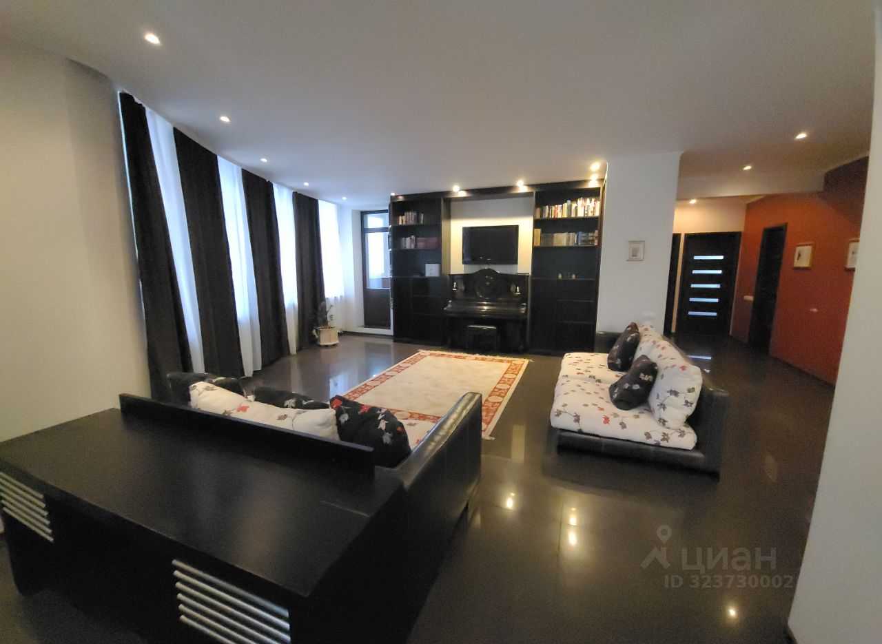 3-комнатная квартира, 127 м²