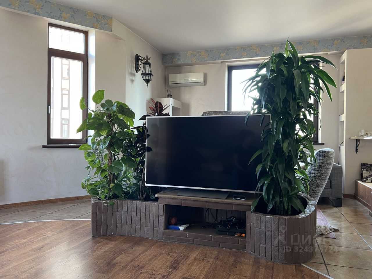 4-комнатная квартира, 140 м²
