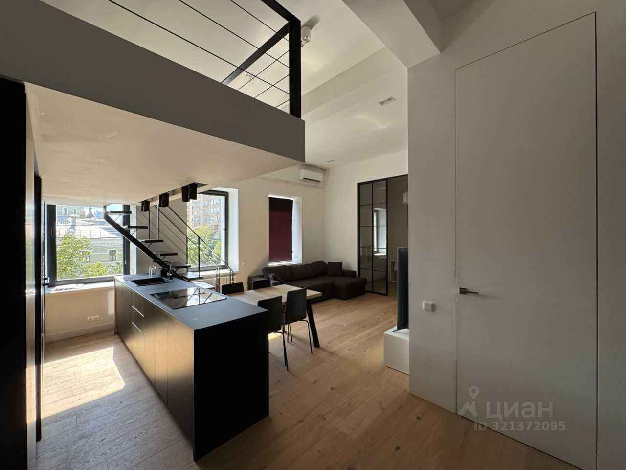 3-комнатная квартира, 95 м² — фотография 2