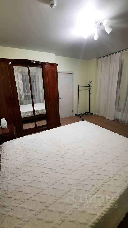 2-комнатная квартира, 56 м² — фотография 3