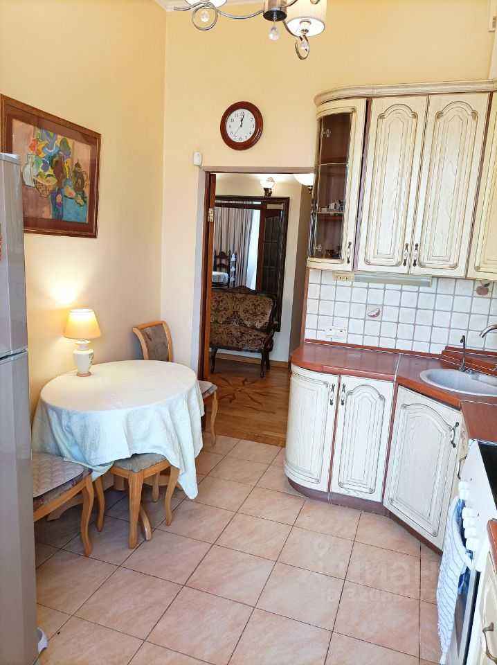 3-комнатная квартира, 70 м² — фотография 2