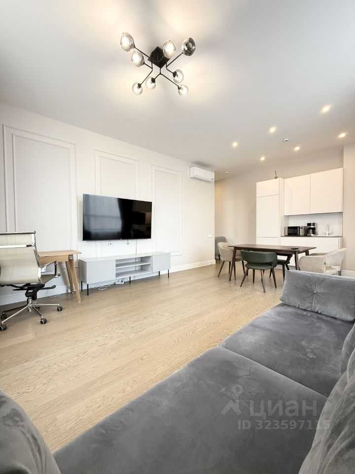 2-комнатная квартира, 55 м² — фотография 2